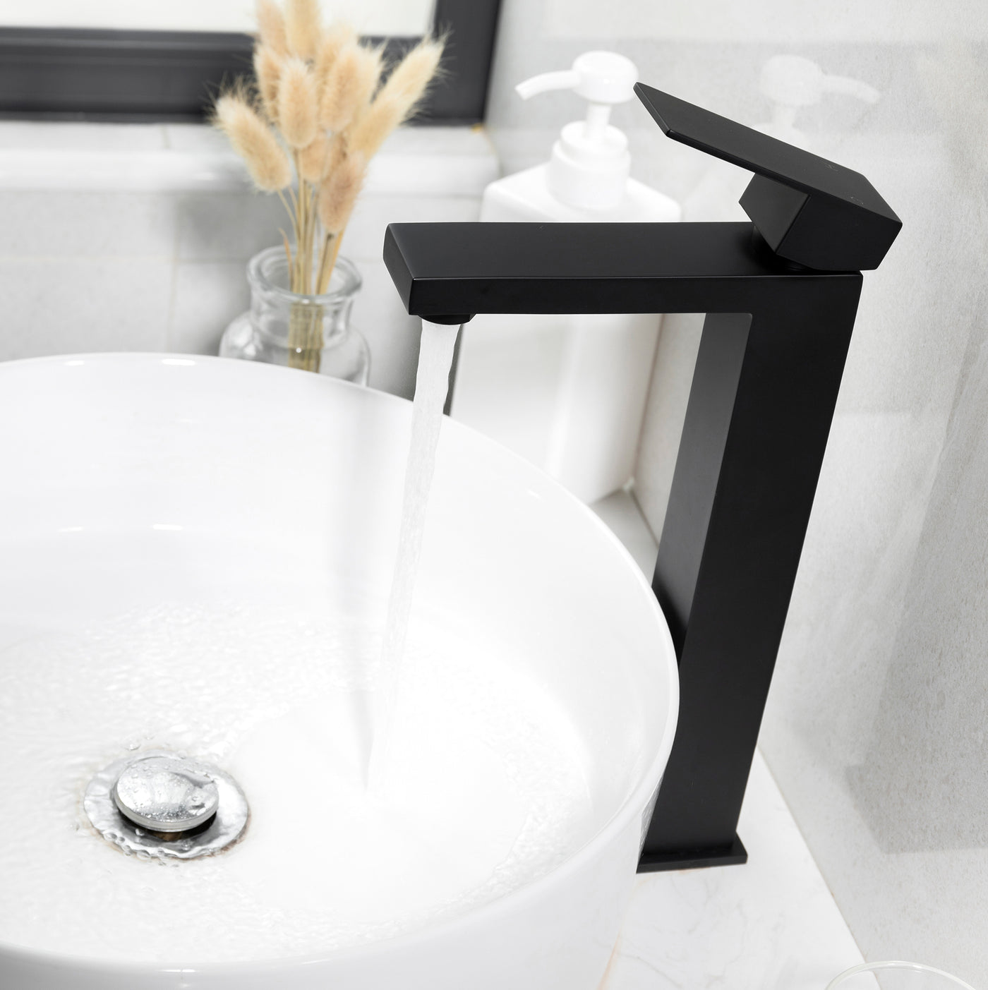 SAFIR™ GF708-L Contemporary Style Single-Handle Bathroom Sink Faucet